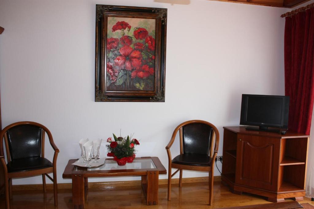 Pension Curmatura Stezii Rasinari Quarto foto